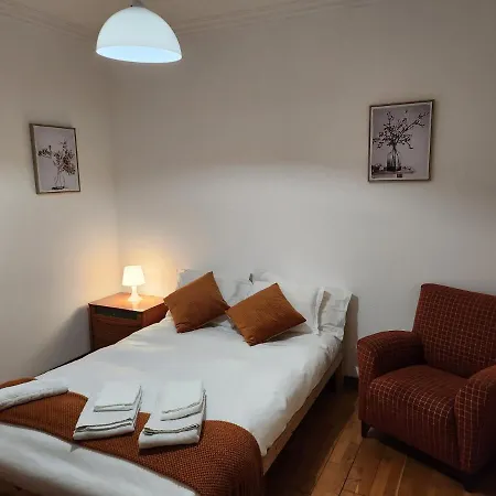 Guest house A Casa De Pedra *